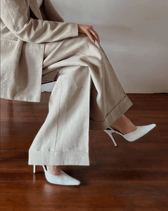 Are Linen Pants Business Casual? Trending Outfits for Working Women Are Linen Pants Business Casual? Trending Outfits for Working Women