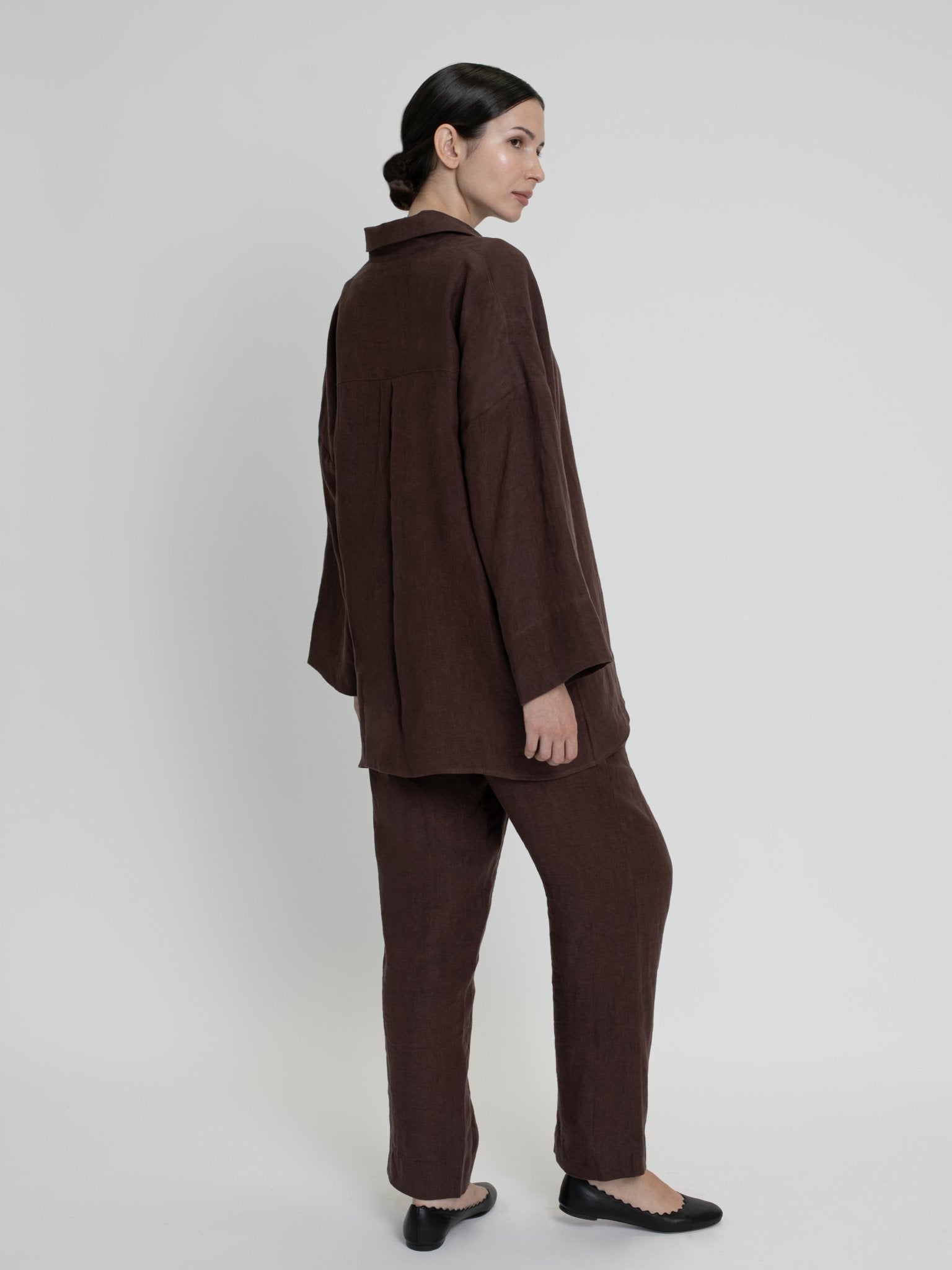 Essential Linen Oversized Shirt - dāl the label - Chocolate