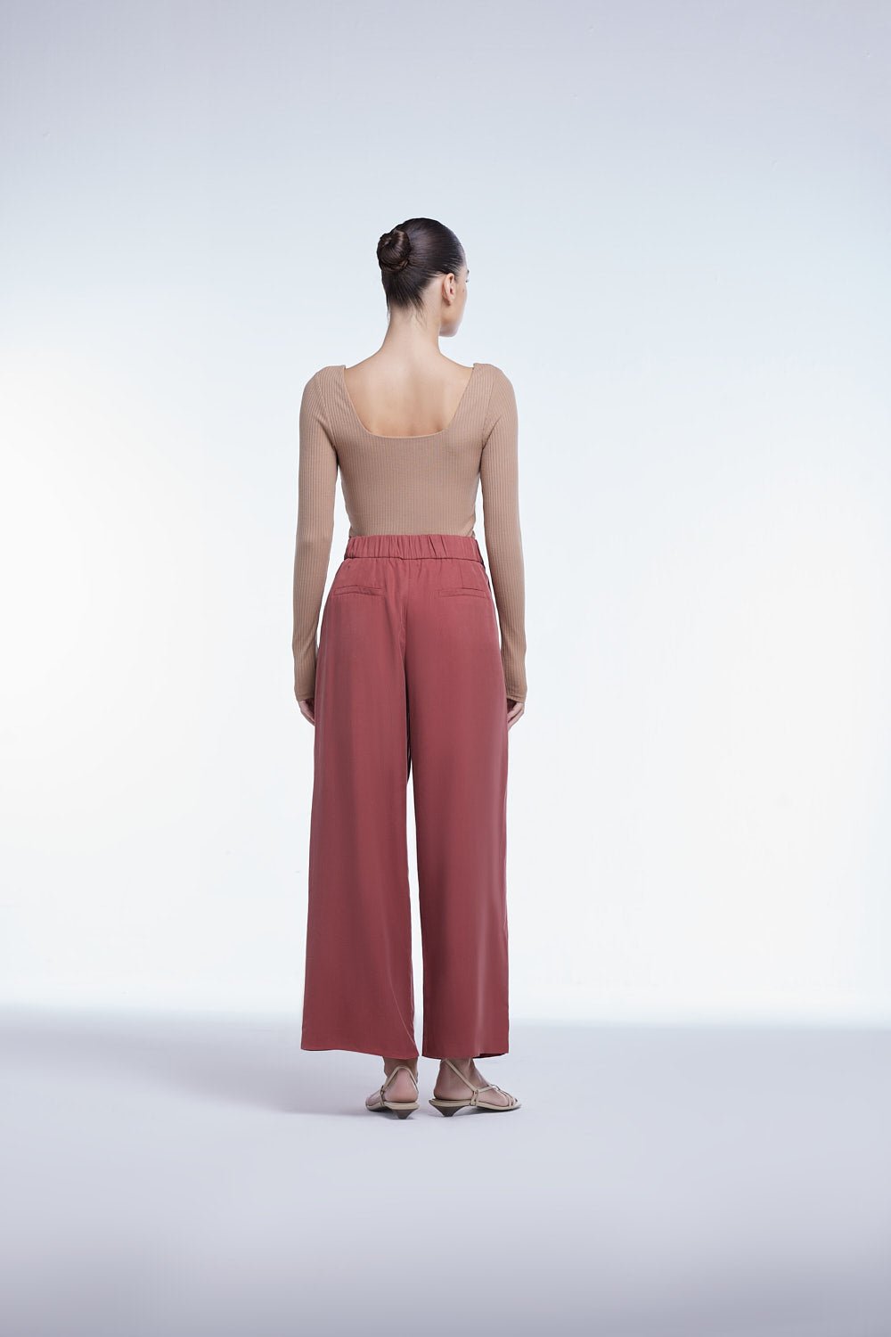 Relaxed Wide Leg Cropped Pants - dāl the label - Mulberry